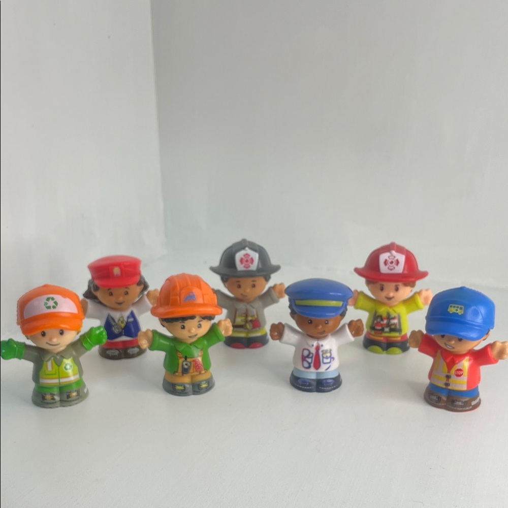 Fisher-Price Little People Rescue & Community Friends Set - Multicolor